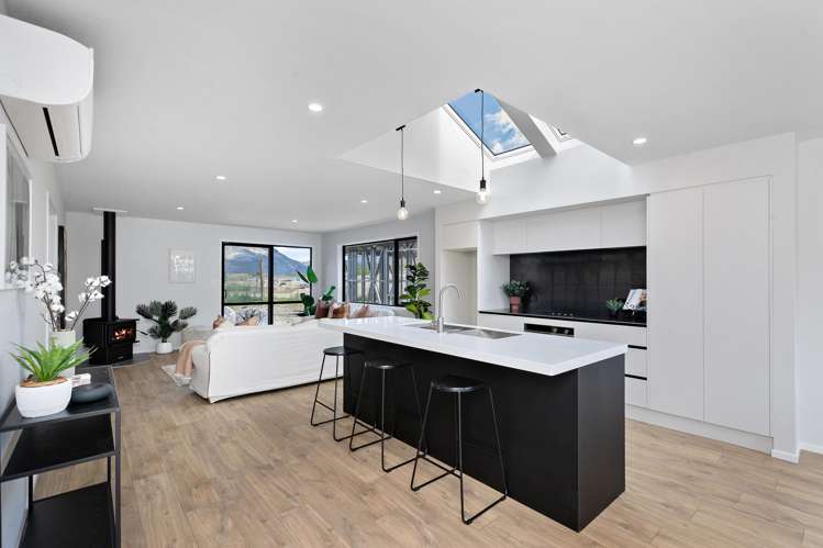 38 Perendale Road Jacks Point_7