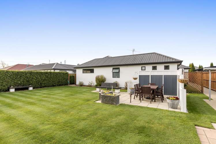 37 Little Oaks Drive Yaldhurst_19