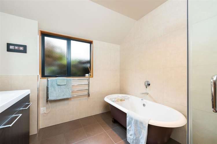 8 Elisha Drive Witherlea_10