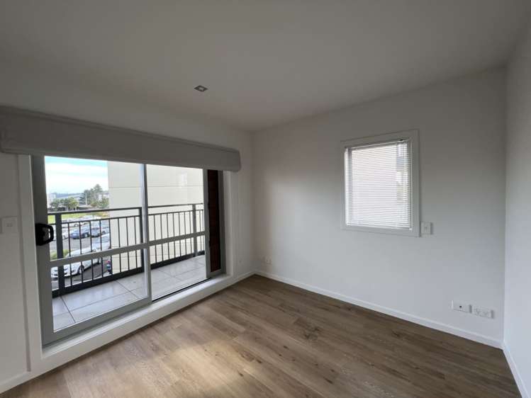 C13/71 Spencer Road Oteha_7