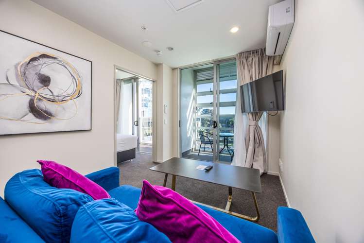 410/17 Amersham Way_2