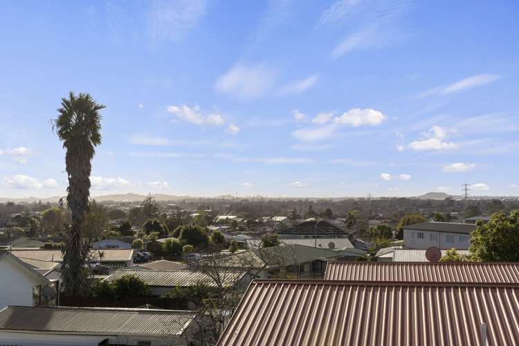 2/13 Greenstone Place Clover Park_16