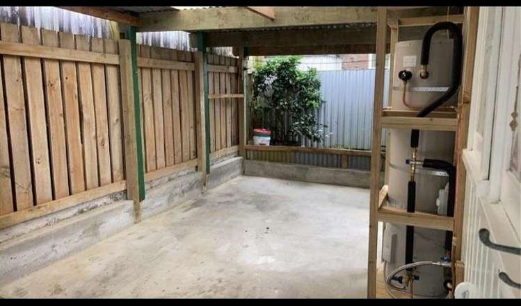 2/302 Pakuranga Road Pakuranga Heights_6