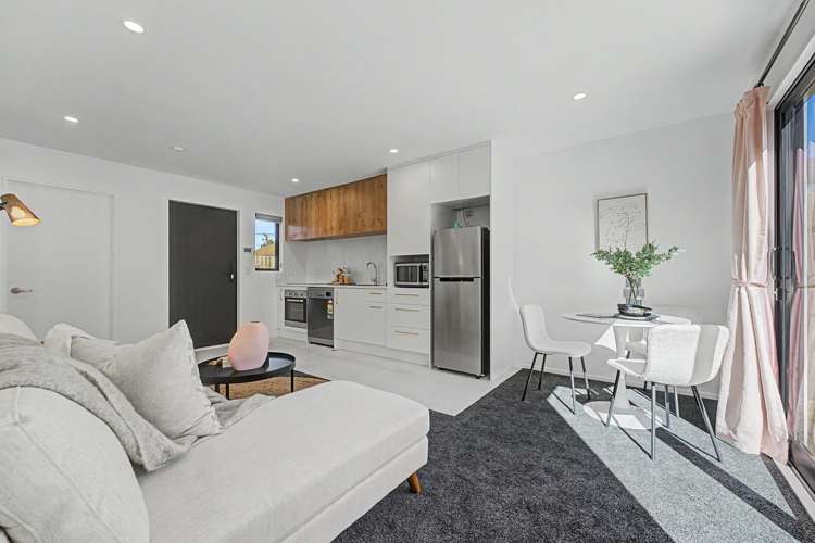 4/21 Spencer Street Addington_3