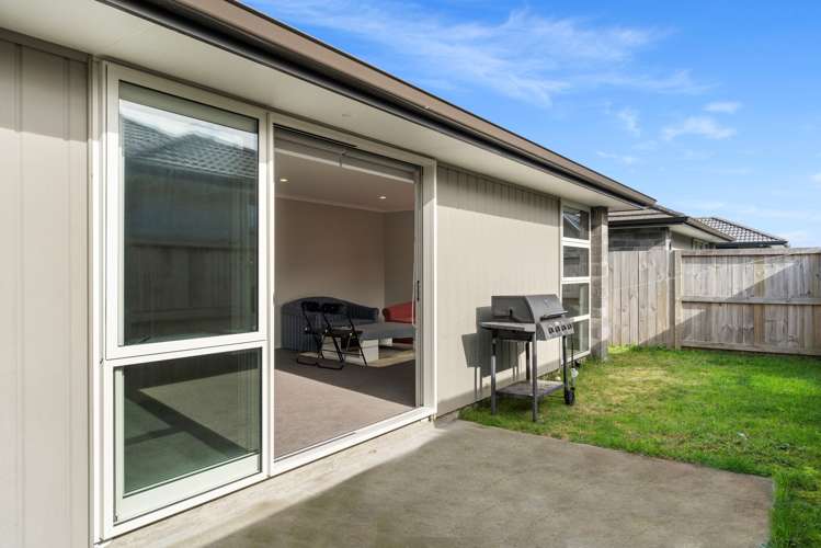34 Hills View Drive Papamoa_11
