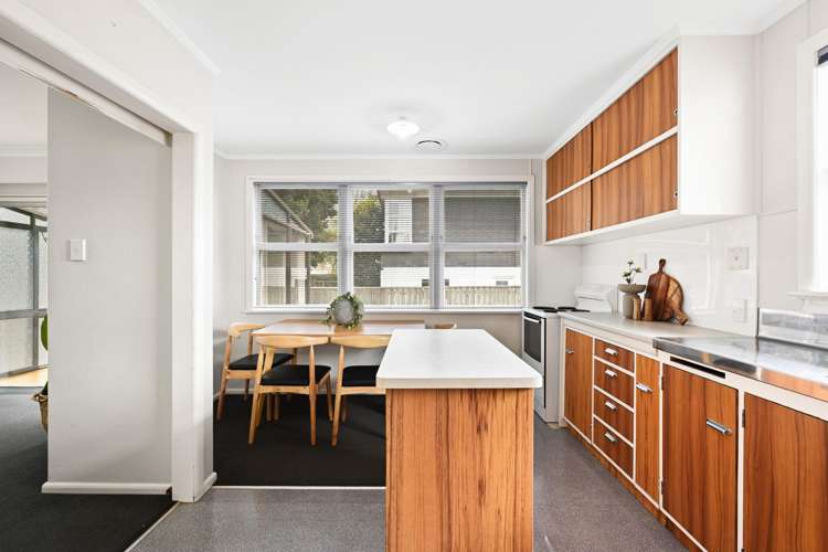 964a River Road Queenwood_7