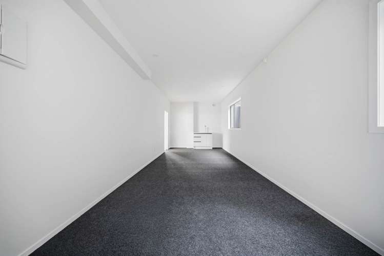 5a Weir Lane Oteha_19