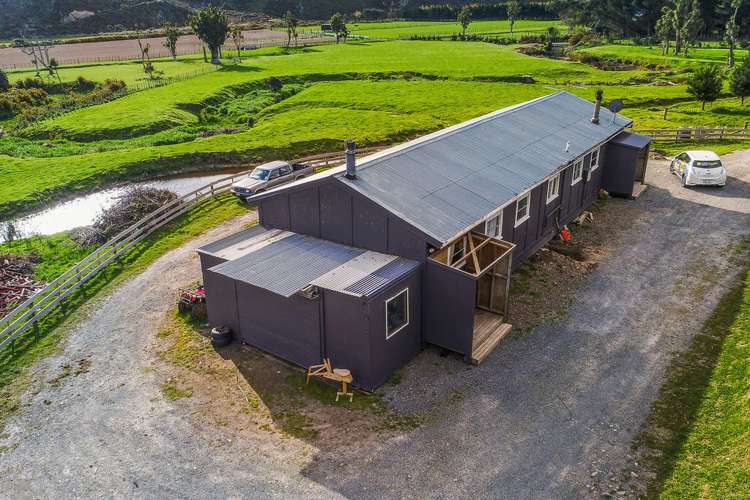 940 Pencarrow Coast Road Pencarrow Head_6