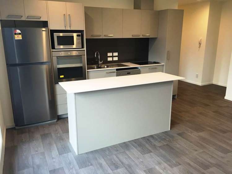 302c/160 Hobsonville Point Road Hobsonville_2