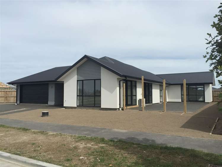 29 Four Peaks Drive Wigram_5