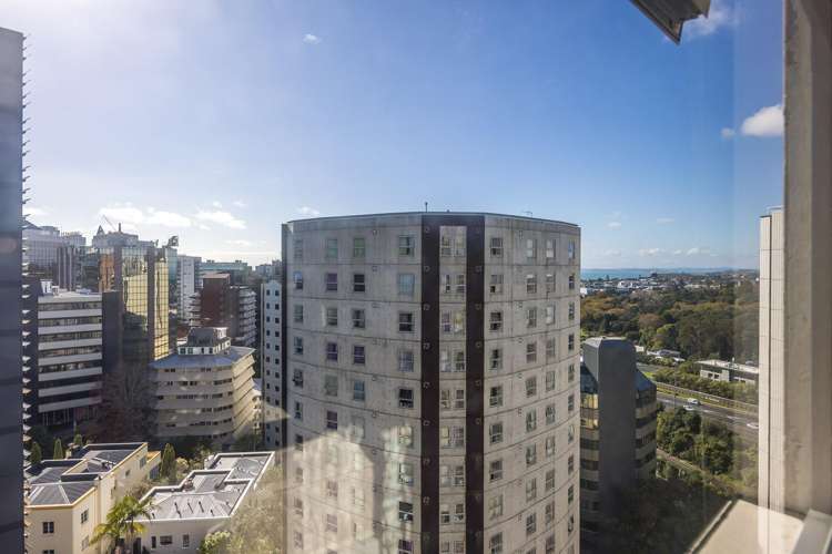 1820/21 Whitaker Place Grafton_14