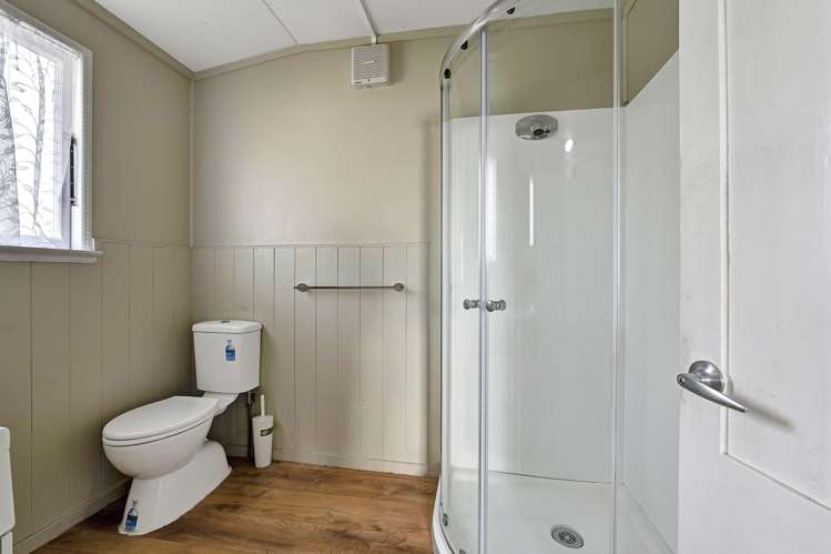 79A Swansea Road Stratford_17