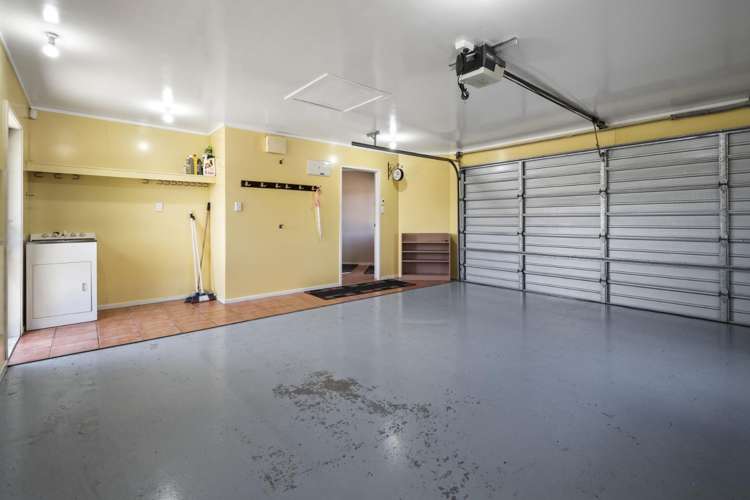 1 Daniel Place Kelvin Grove_13