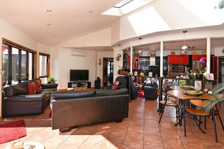 6 Di Pierri Way The Wood_5