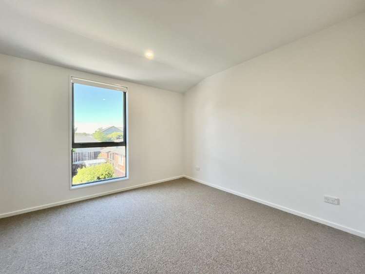 2/20 Euston Street 10211_10