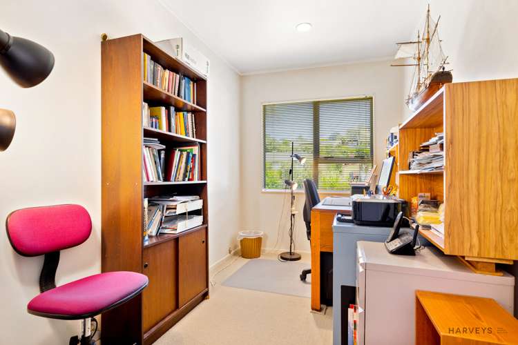 23 Lemnos Place Titirangi_14