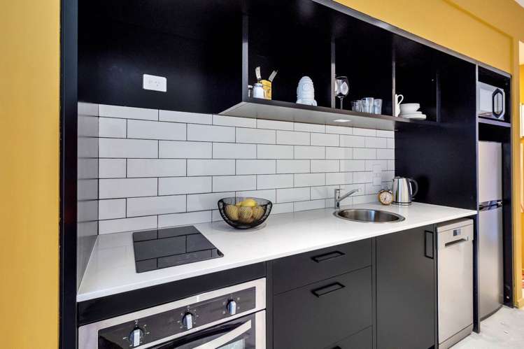 5xUnits 7 Layard Street Avondale_6