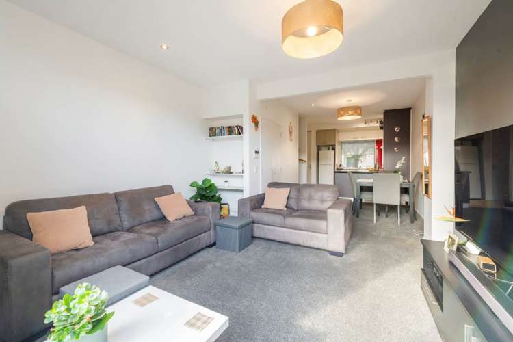 42 Kirikiri Lane East Tamaki_7