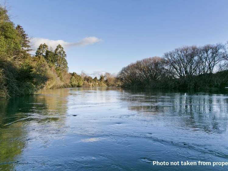 1575 River Road Broadlands_17