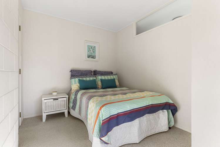 24 Bert Wilson Place Cockle Bay_32