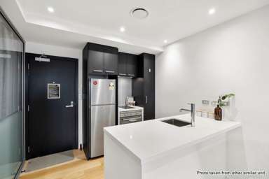 306/8 Airedale Street_3