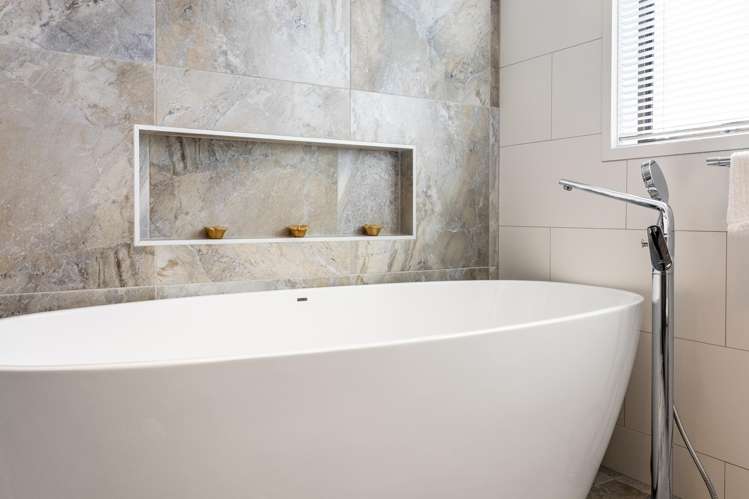 137 West Hoe Heights Orewa_20