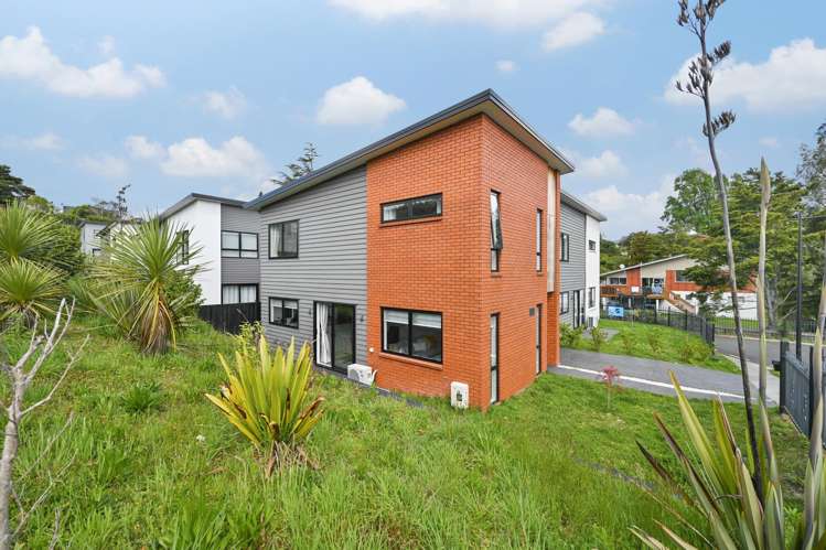 1 Oku Close Hillcrest_17