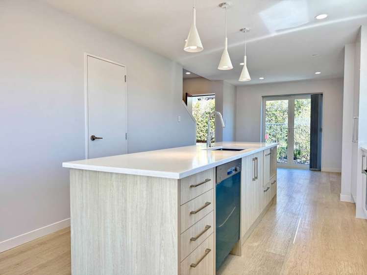 8 Lords Way Millwater_5