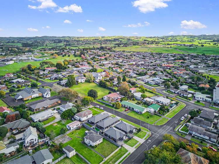 16 Domain Street Waiuku_19