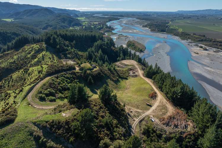 640 Northbank Road Wairau Valley_18