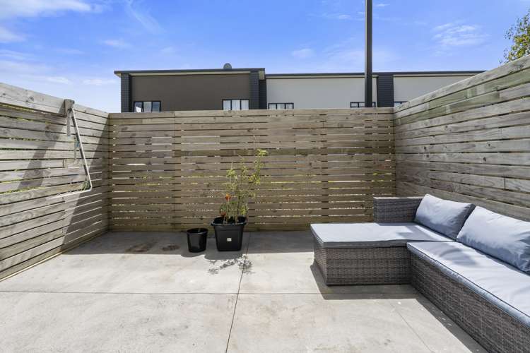 13/9 Surrey Street Tawa_13