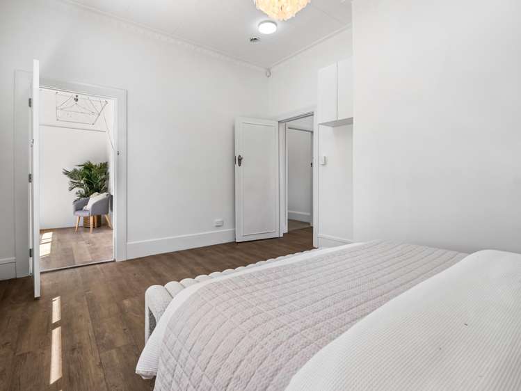 309 Main South Road Hornby_14