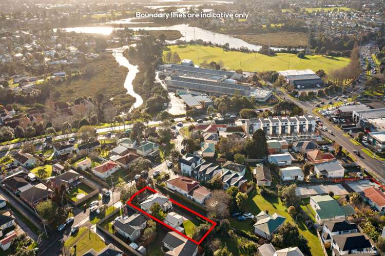 23 Reid Road New Lynn_5