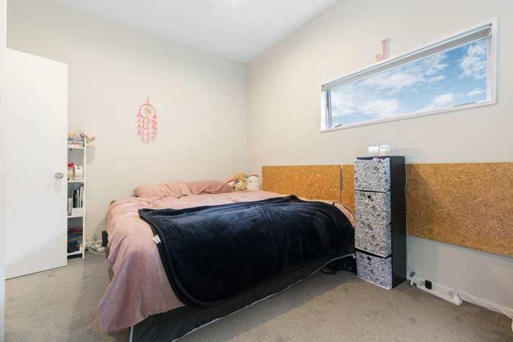 27 Lochy Road Fernhill/Sunshine Bay_13