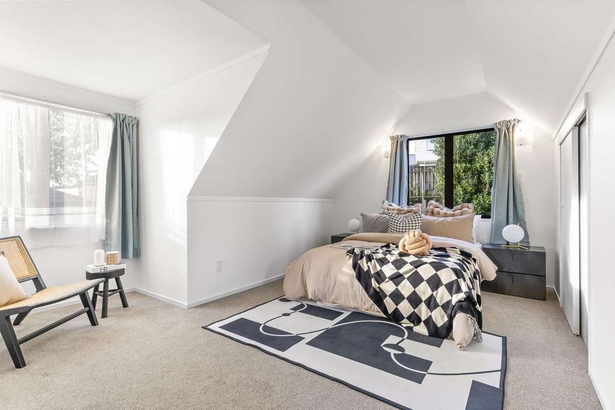 5 Newport Place_2