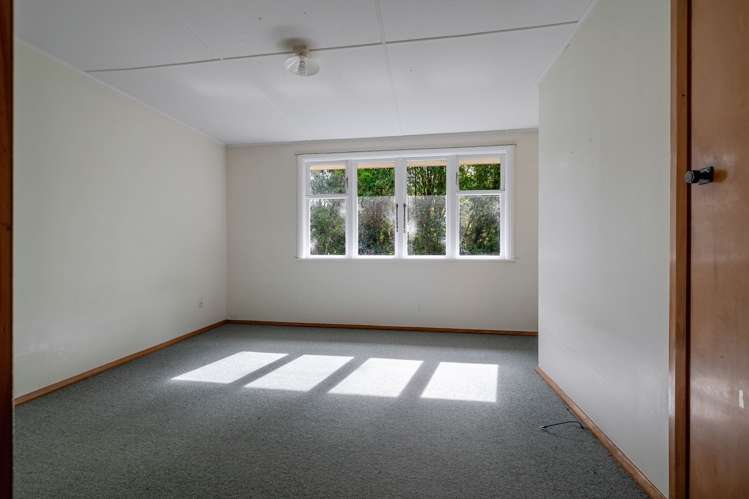 11 Churchill Street Pahiatua_7