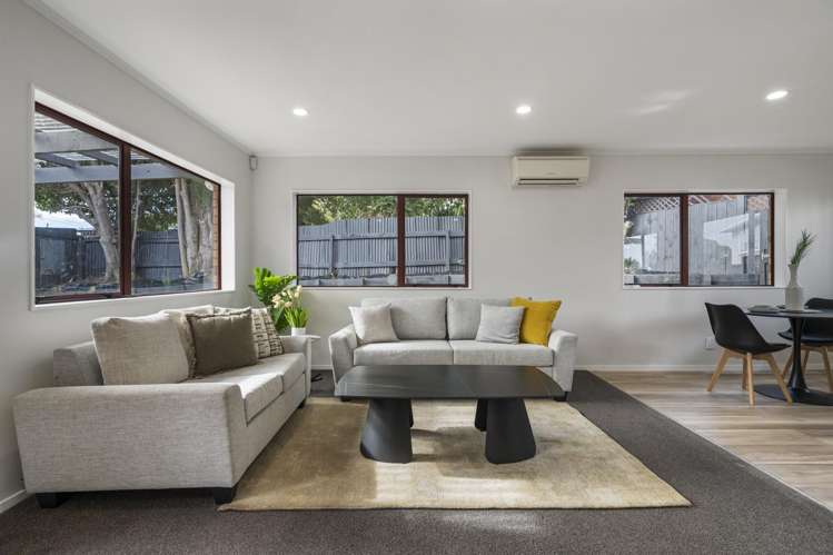 2E Lynbrooke Avenue_2