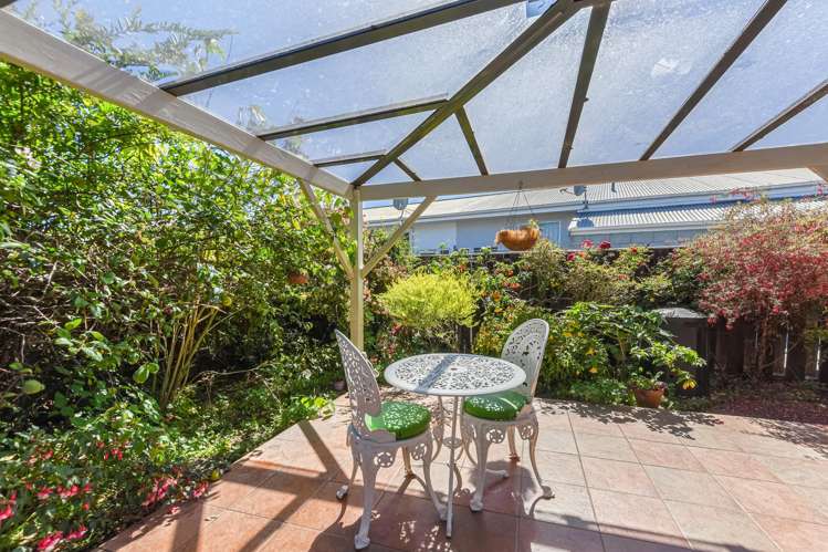 36 Willow Avenue Stoke_10