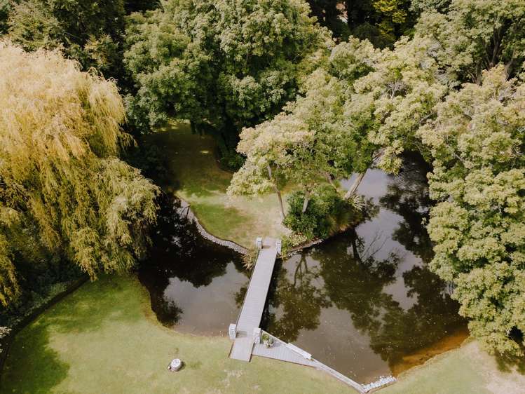 Address withheld Geraldine_19