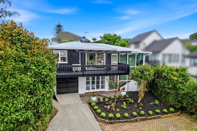 2/52 Glencoe Road Browns Bay_24