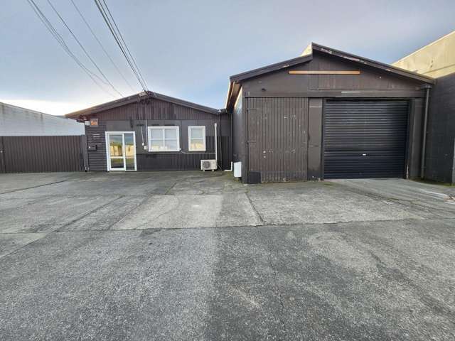 Warehouse / Workshop / Office