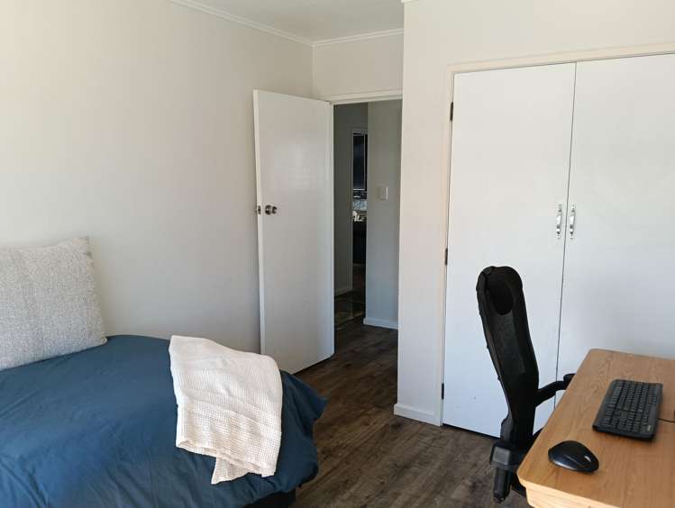 43 North Shore Road Whirinaki_21