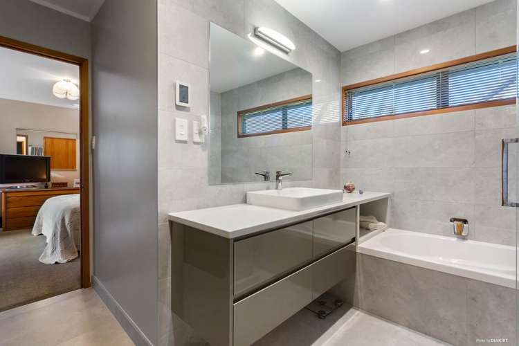 14 Manutara Avenue Forrest Hill_10