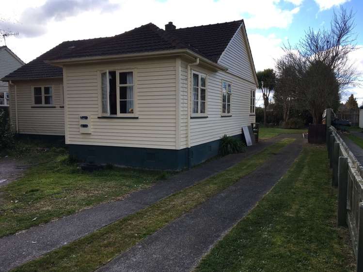 9 Clinkard Avenue Glenholme_2