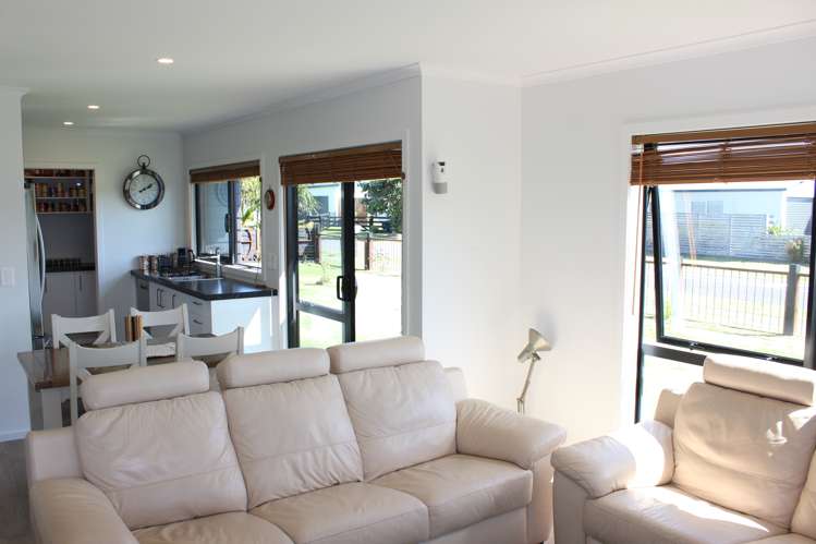 150 Harbour Drive Matarangi_3