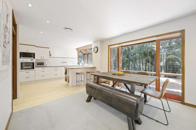 16 Kauri Loop Road Oratia_4