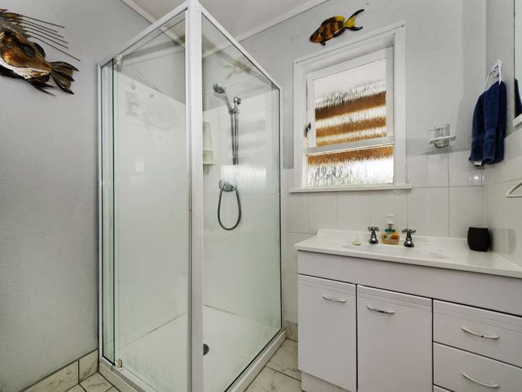 97 Godley Road Green Bay_12