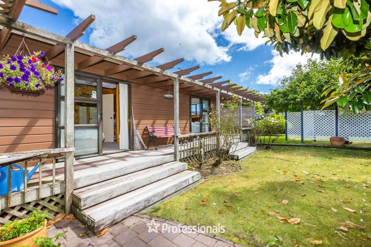 10 Laredo Grove Totara Park_16