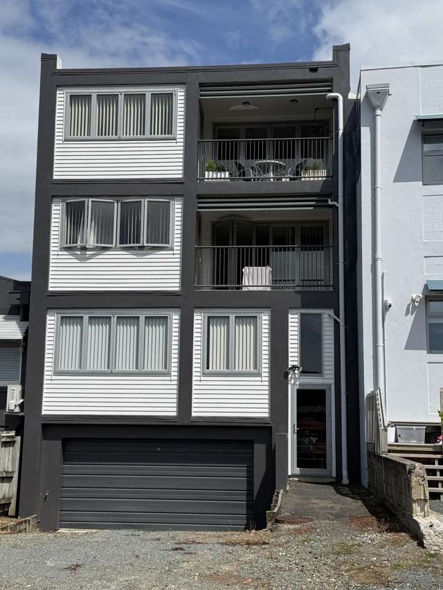 2/10 Uxbridge Road Howick_1