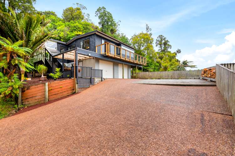 19 Cascade Avenue Waiatarua_23